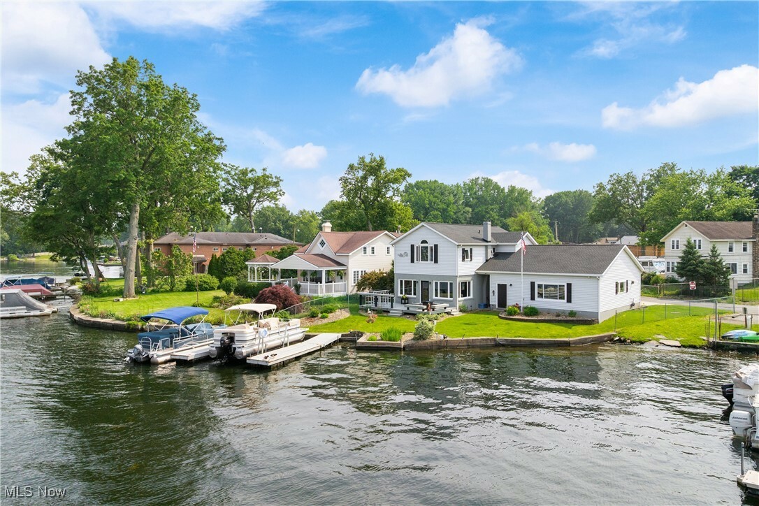 Property Photo: 4869 Coleman Drive OH 44319