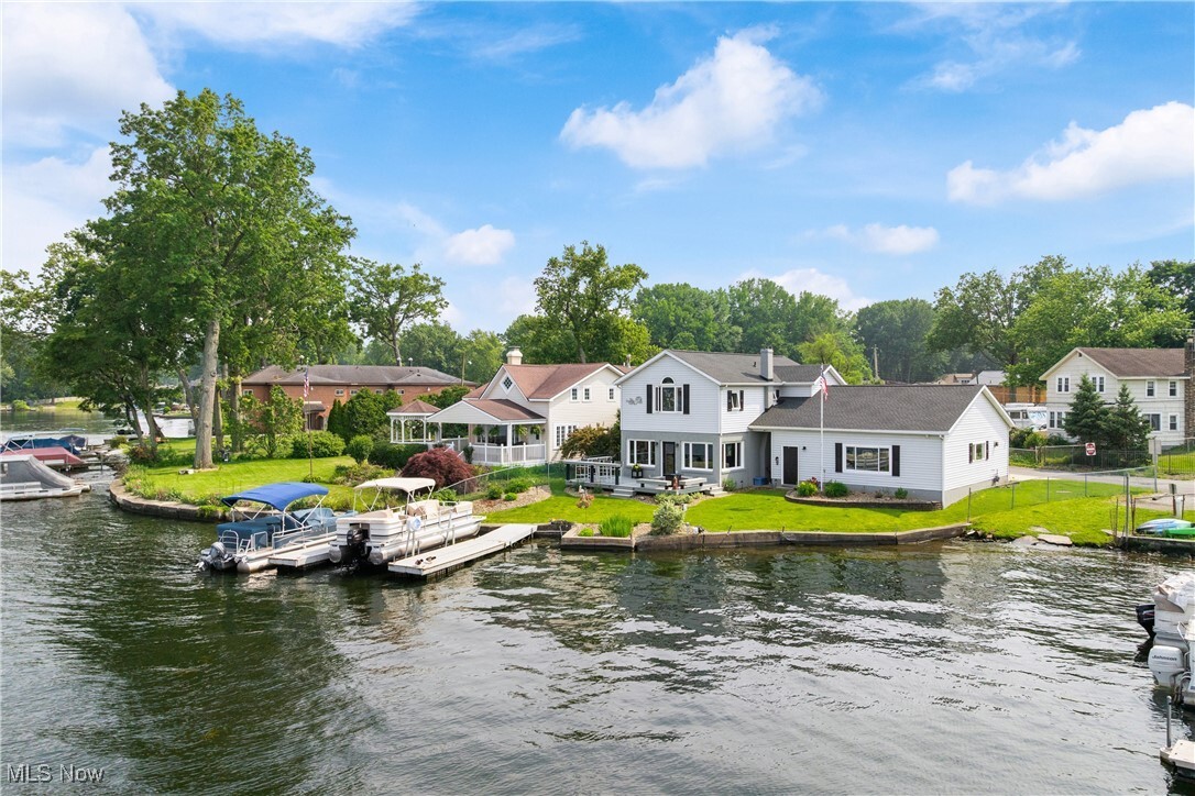Property Photo: 4869 Coleman Drive OH 44319