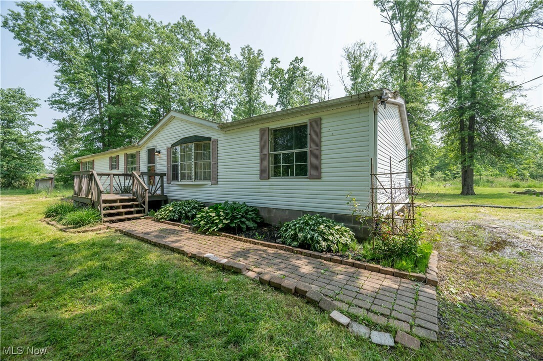 Property Photo: 2500 McClintocksburg Road OH 44411