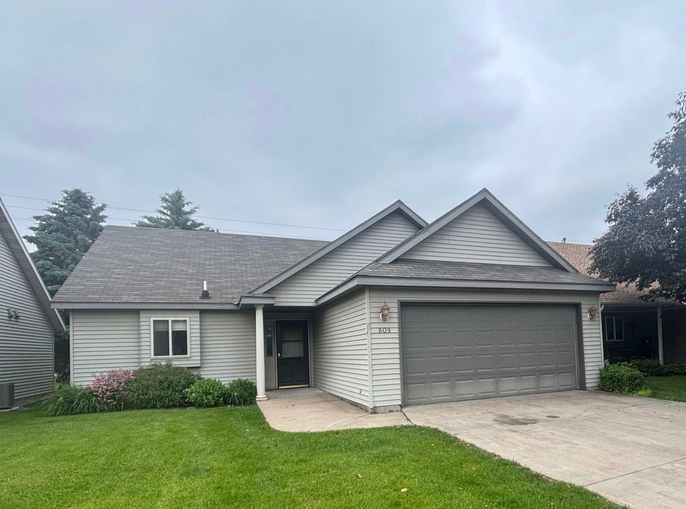 Property Photo: 809 Aspen Circle MN 56387