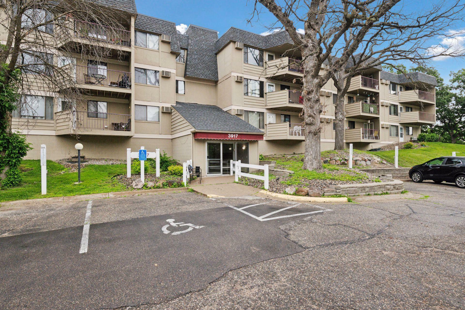 Property Photo: 3917 Heritage Hills Drive 303 MN 55437