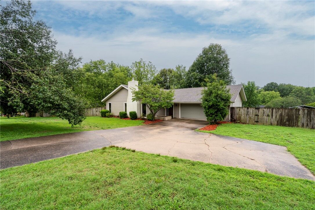 Property Photo:  2176 Orchard Hill Road  AR 72761 