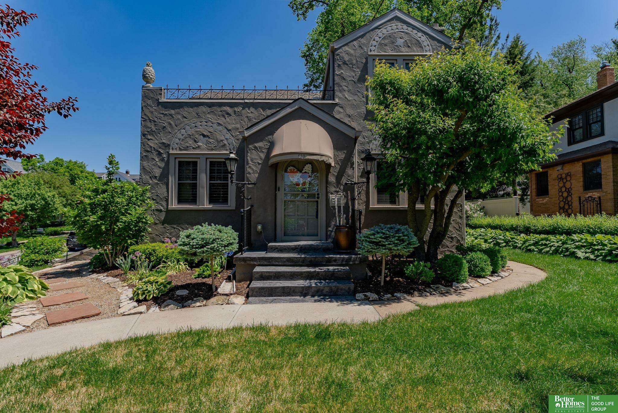 Property Photo: 523 N 52nd Street NE 68132