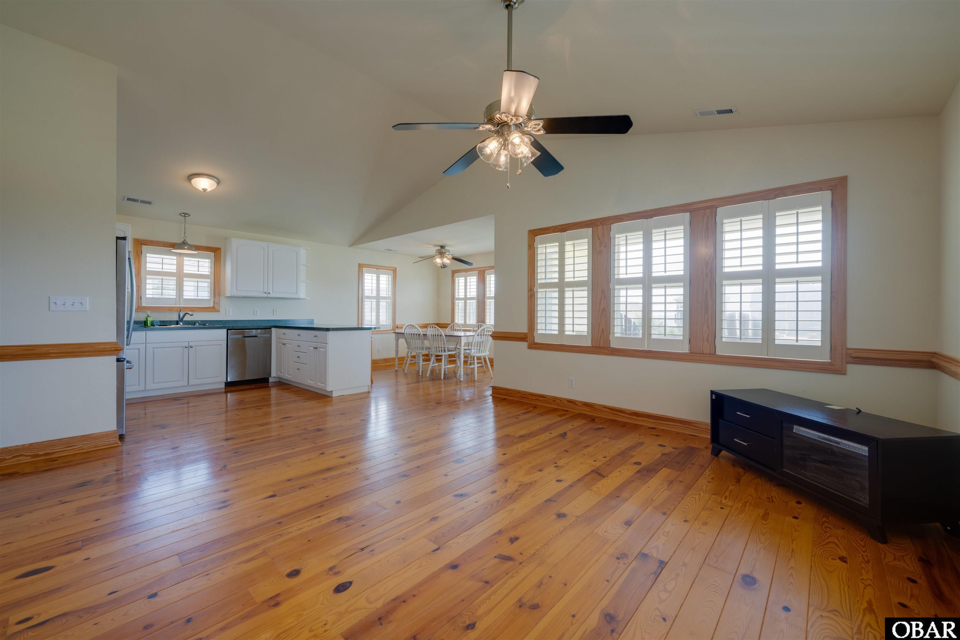 Property Photo: 1602 Harbour View Drive NC 27948