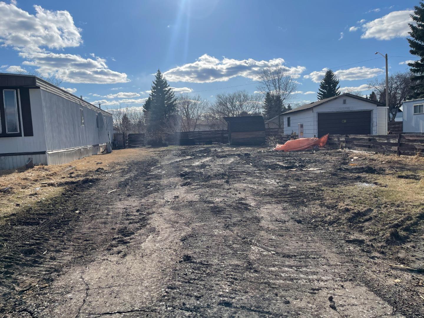 Property Photo: 1534 15 Street Crescent AB T9W 1K8