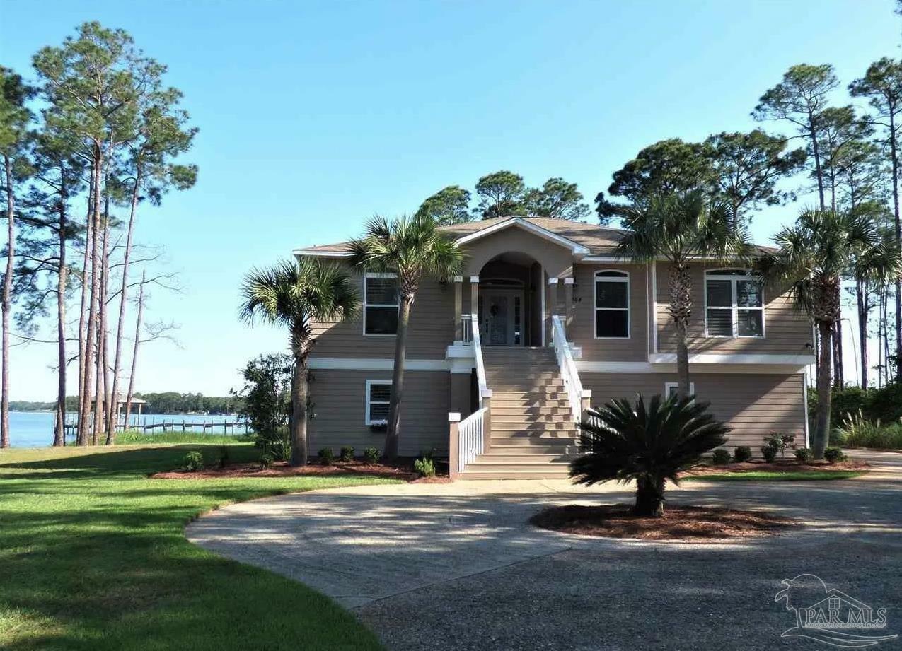 Property Photo: 4564 Bayside Dr FL 32583