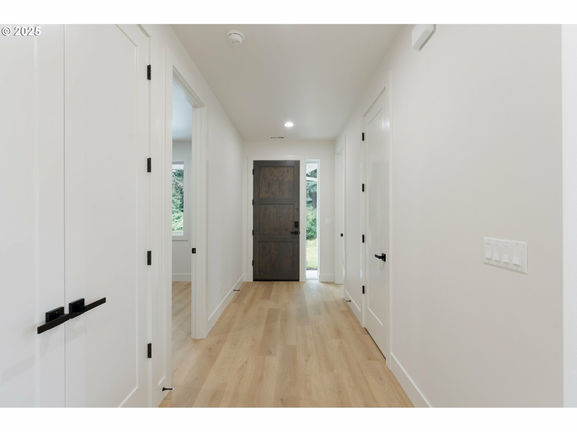 Property Photo: 10108 NE 10th St WA 98664