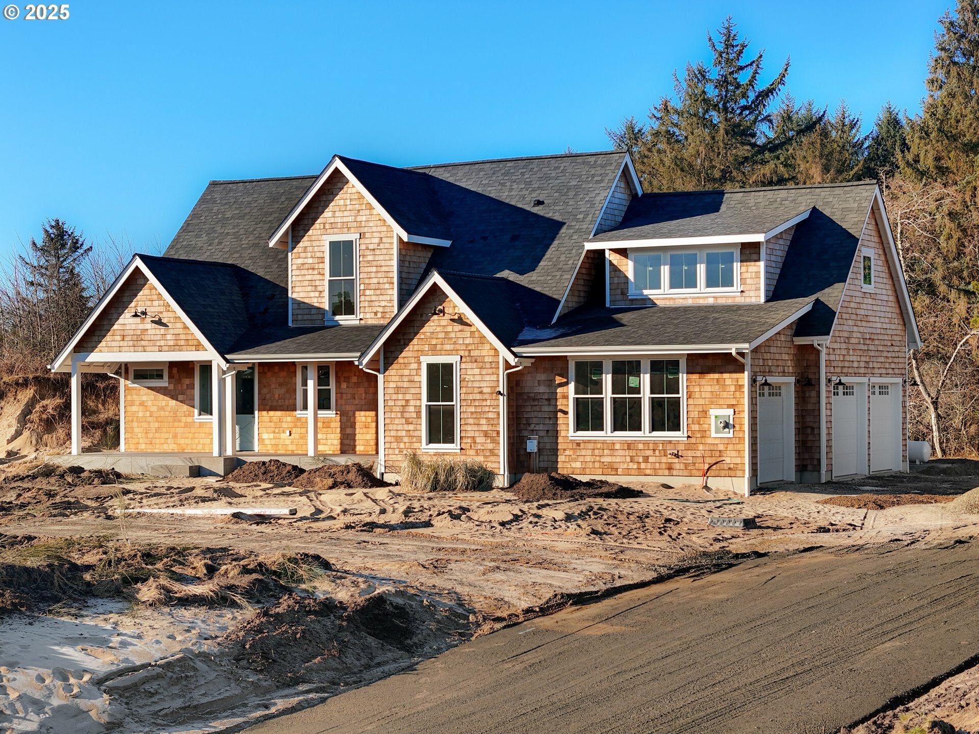 Property Photo: 90190 Hobie Rd OR 97146