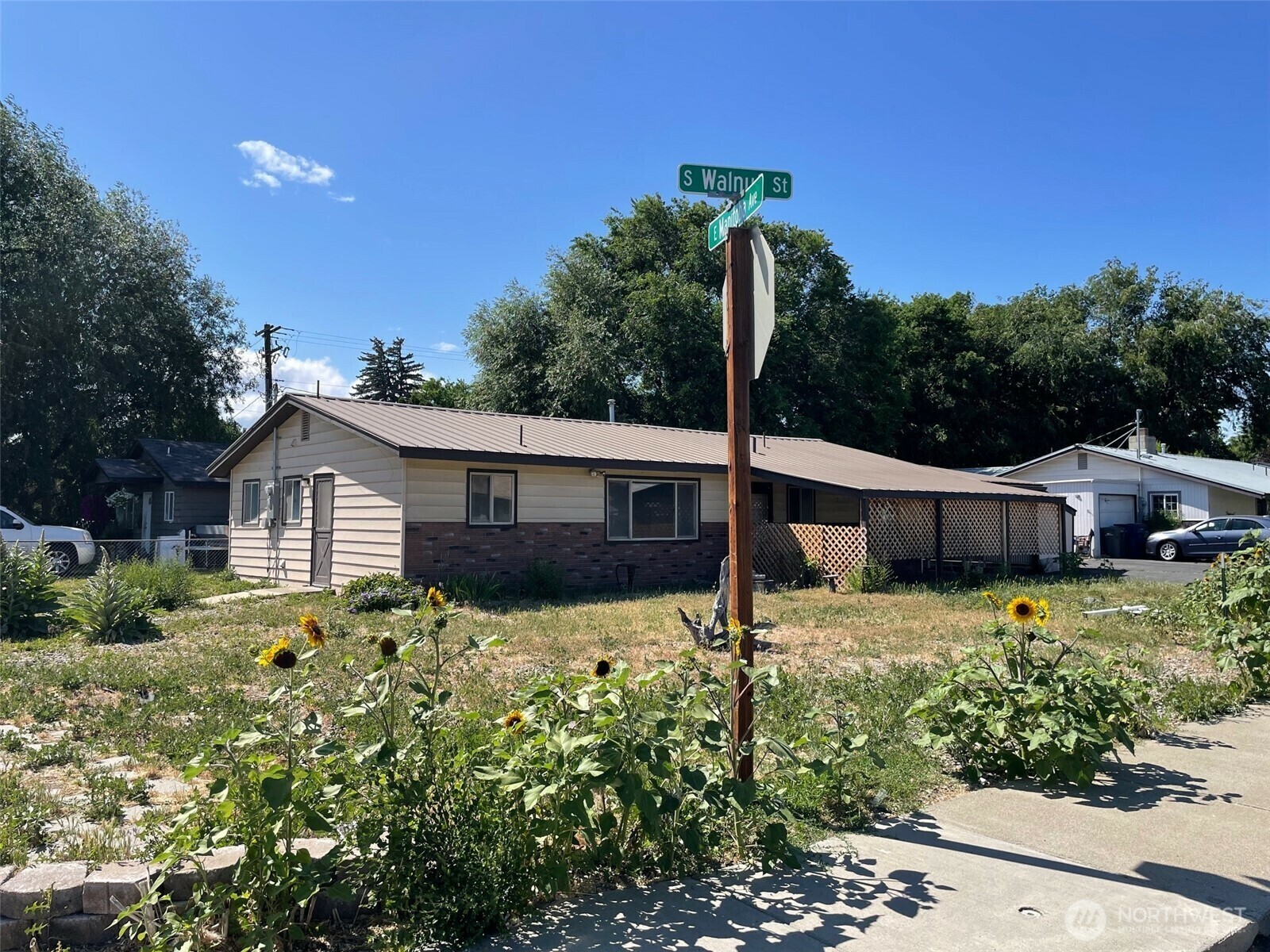 407 S Walnut Street  Ellensburg WA 98926 photo