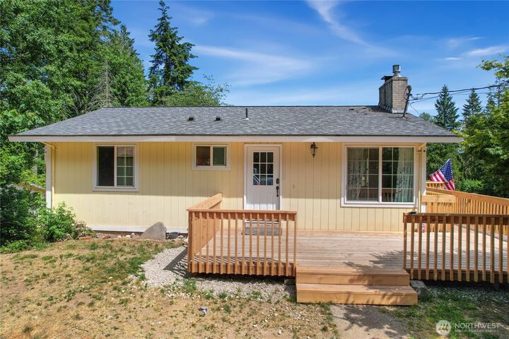 Property Photo: 5240 Minard Road W WA 98312