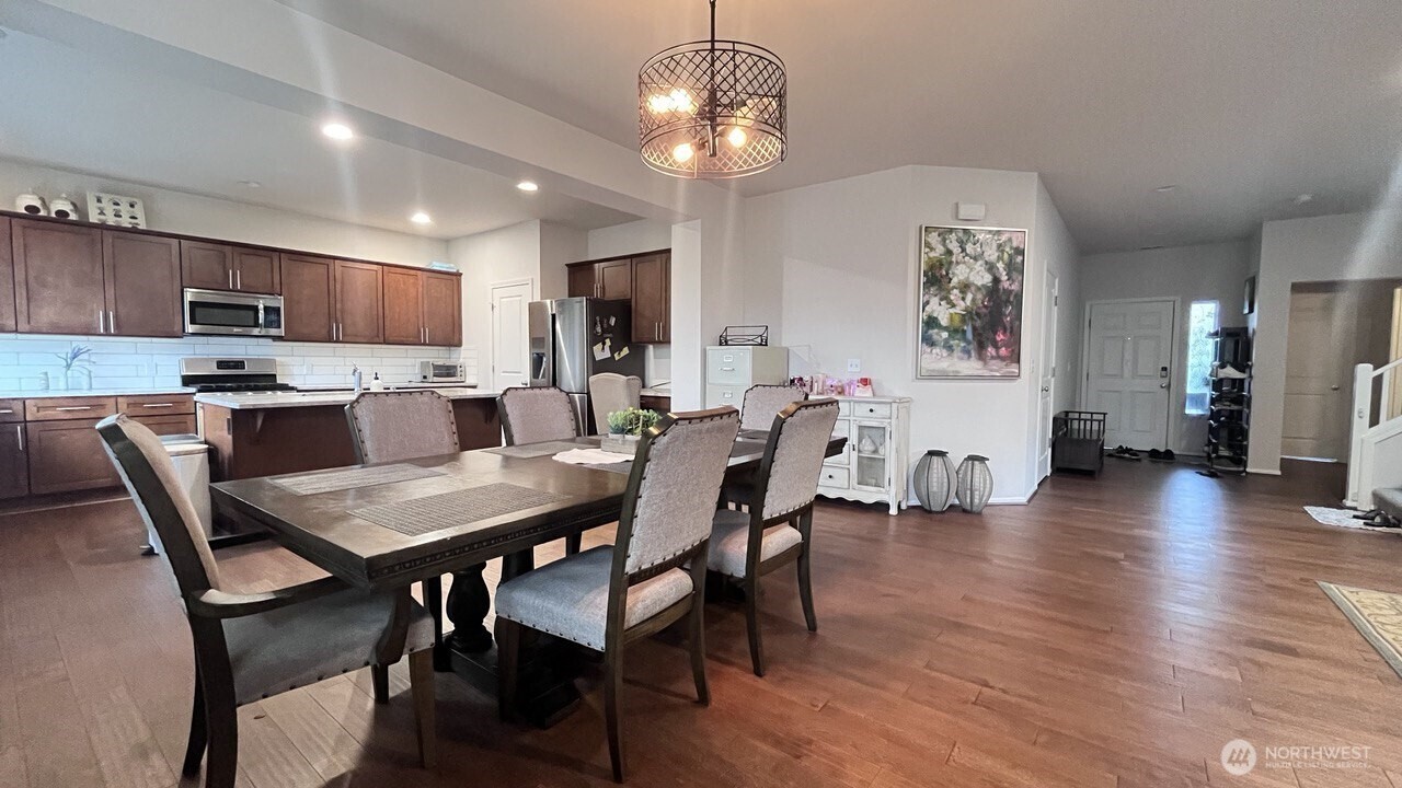 Property Photo: 32246 50th Court S WA 98001