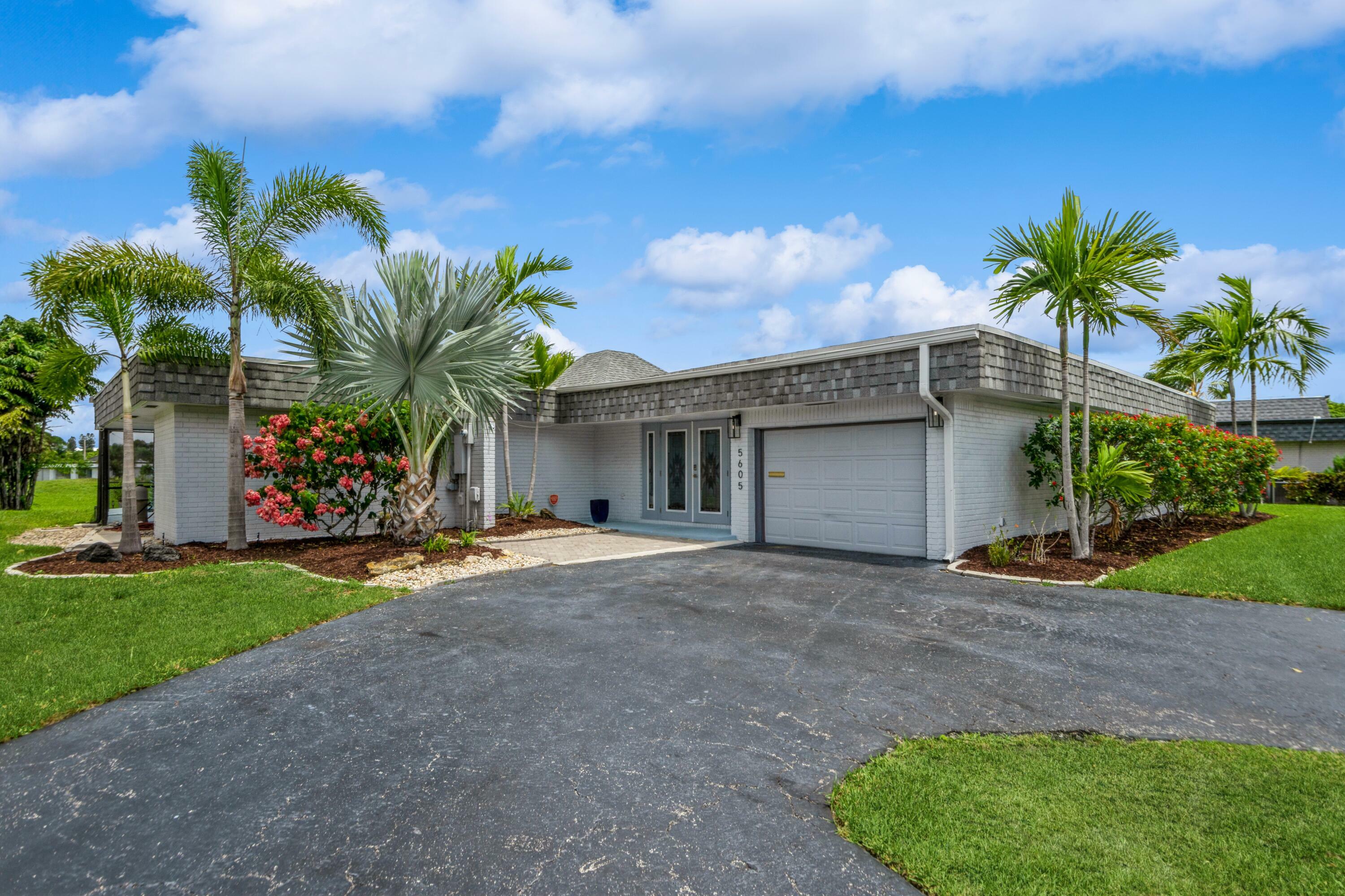 Property Photo: 5605 Mulberry Drive FL 33319