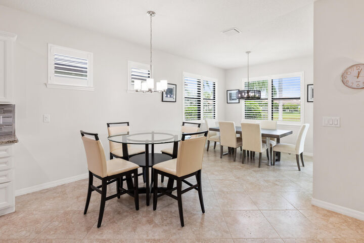 Property Photo: 649 SE Monteiro Drive FL 34984