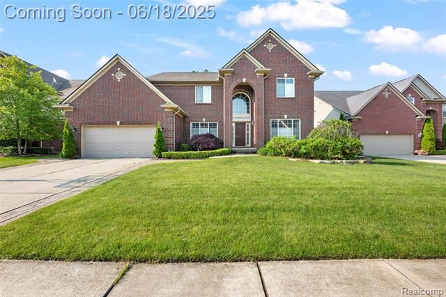 Property Photo:  392 Gunston Court  MI 48083 