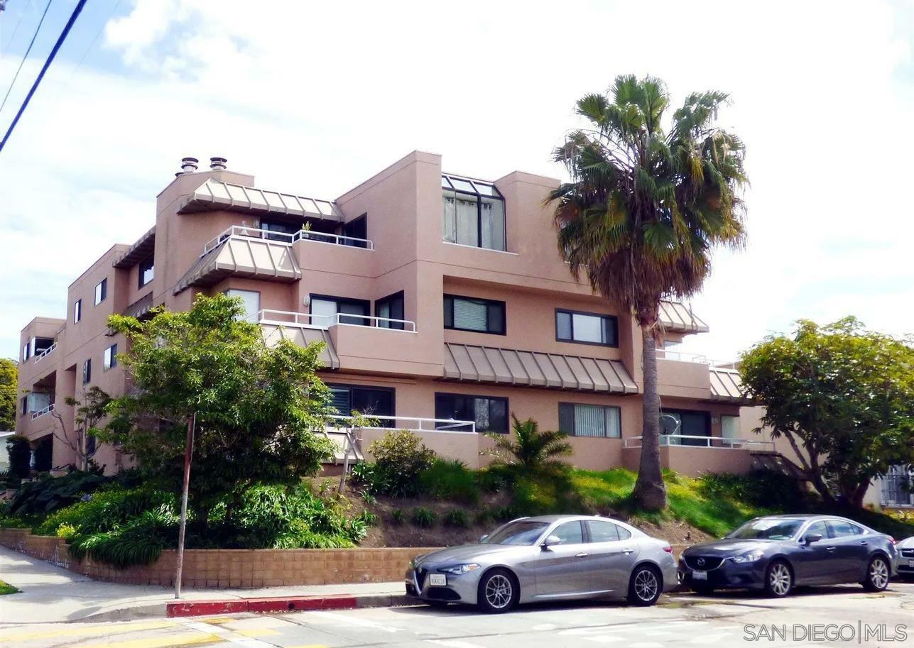 Property Photo: 1115 Pearl Street 6 CA 92037