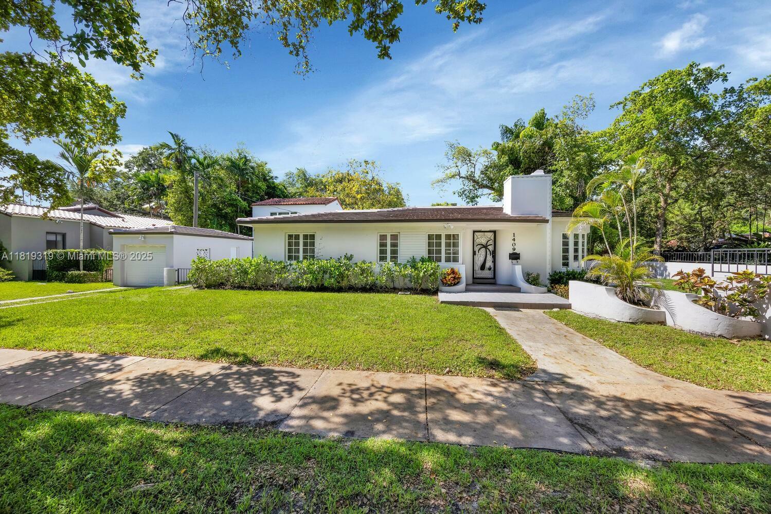 Property Photo: 1409 Medina Ave FL 33134