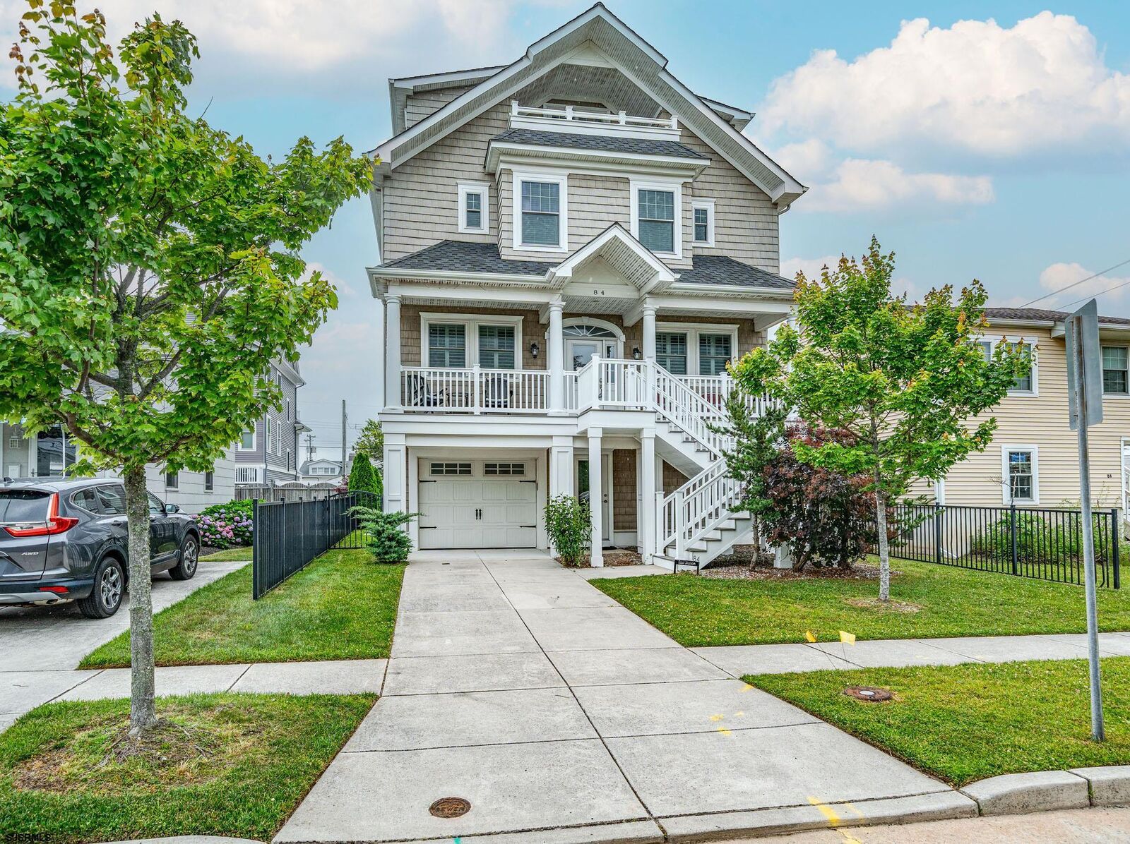 Property Photo:  84 E Station Road  NJ 08226 