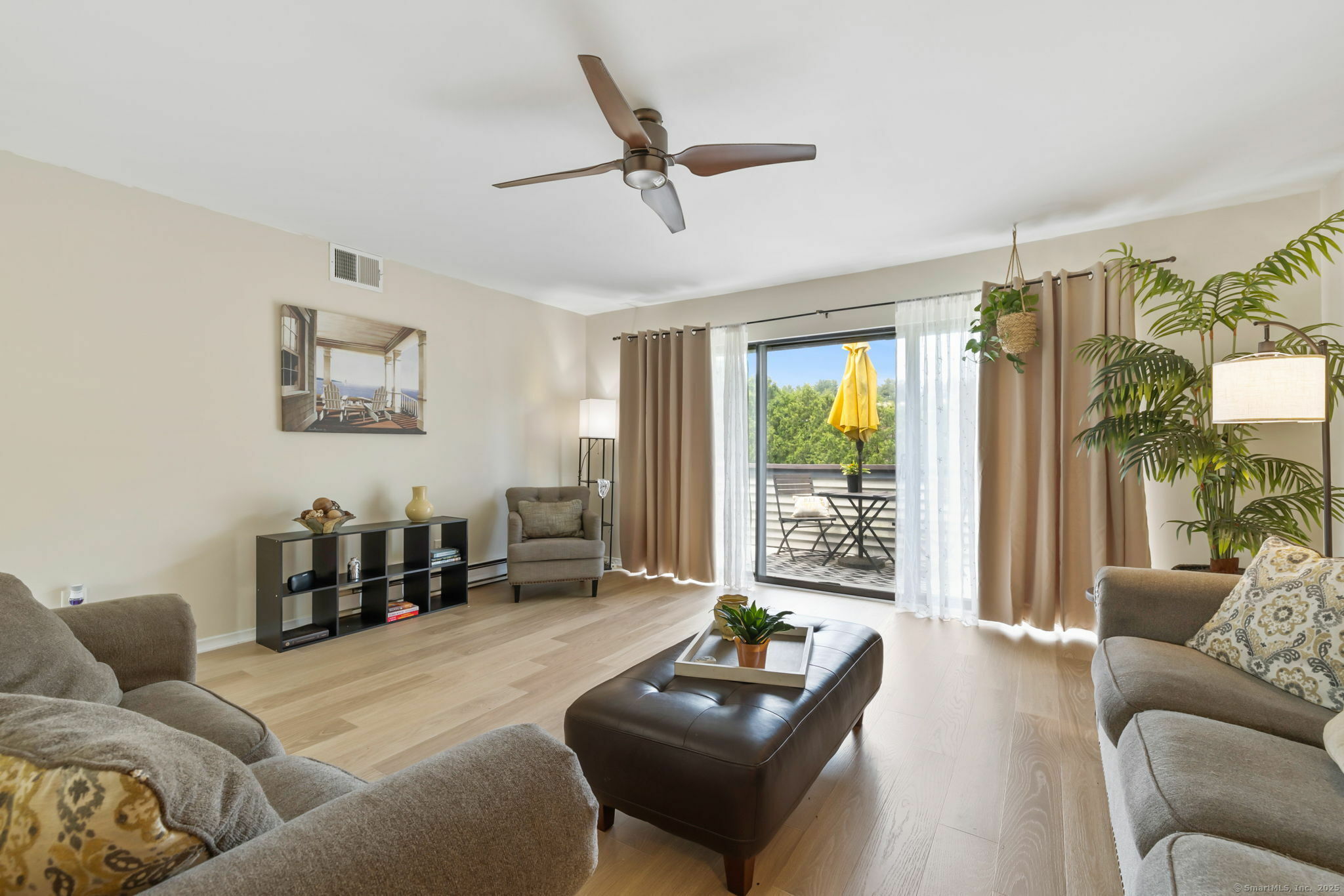 Property Photo: 128 Candlewood Drive 128 CT 06074