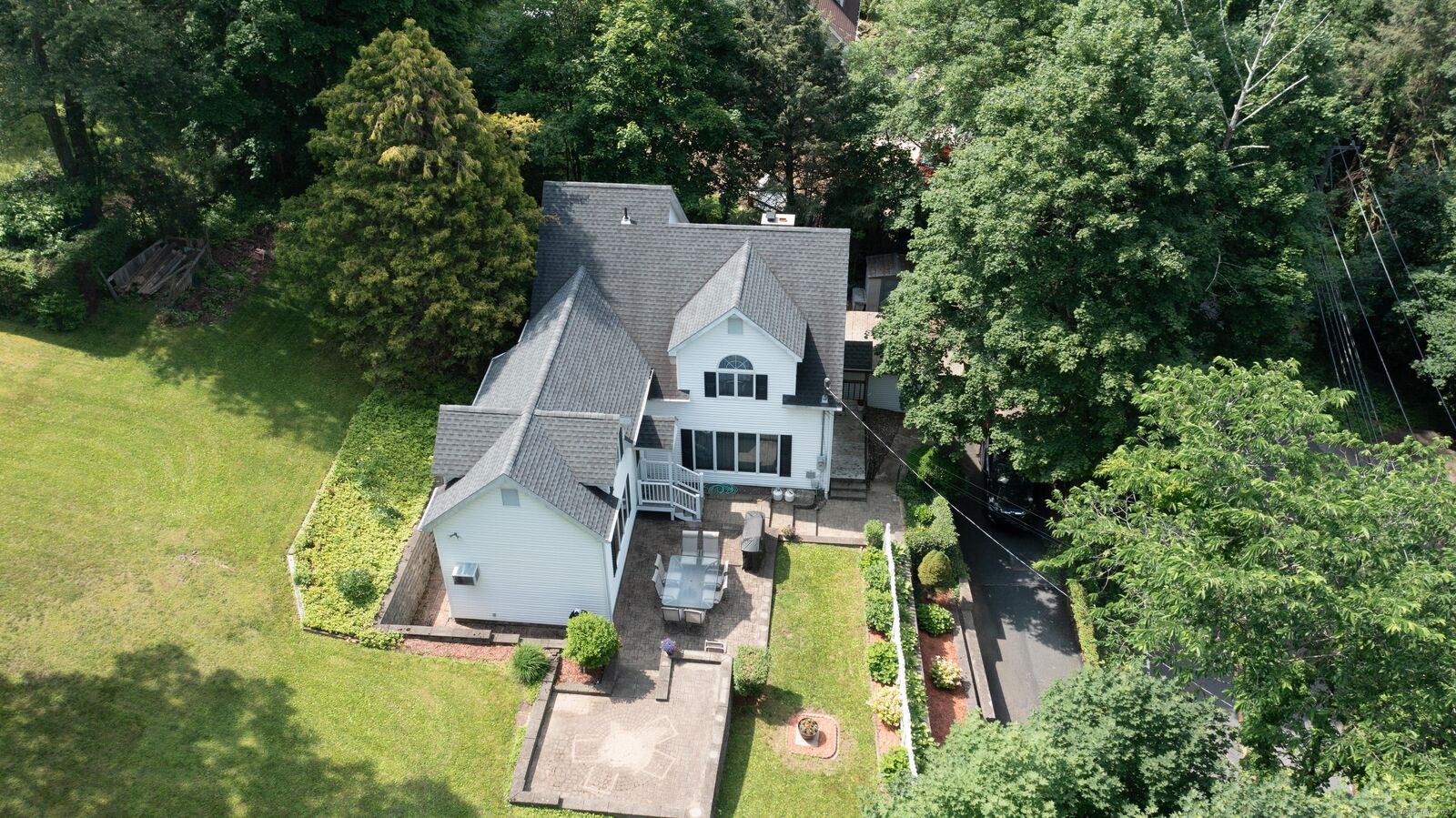 Property Photo:  348 State Route 39  CT 06812 
