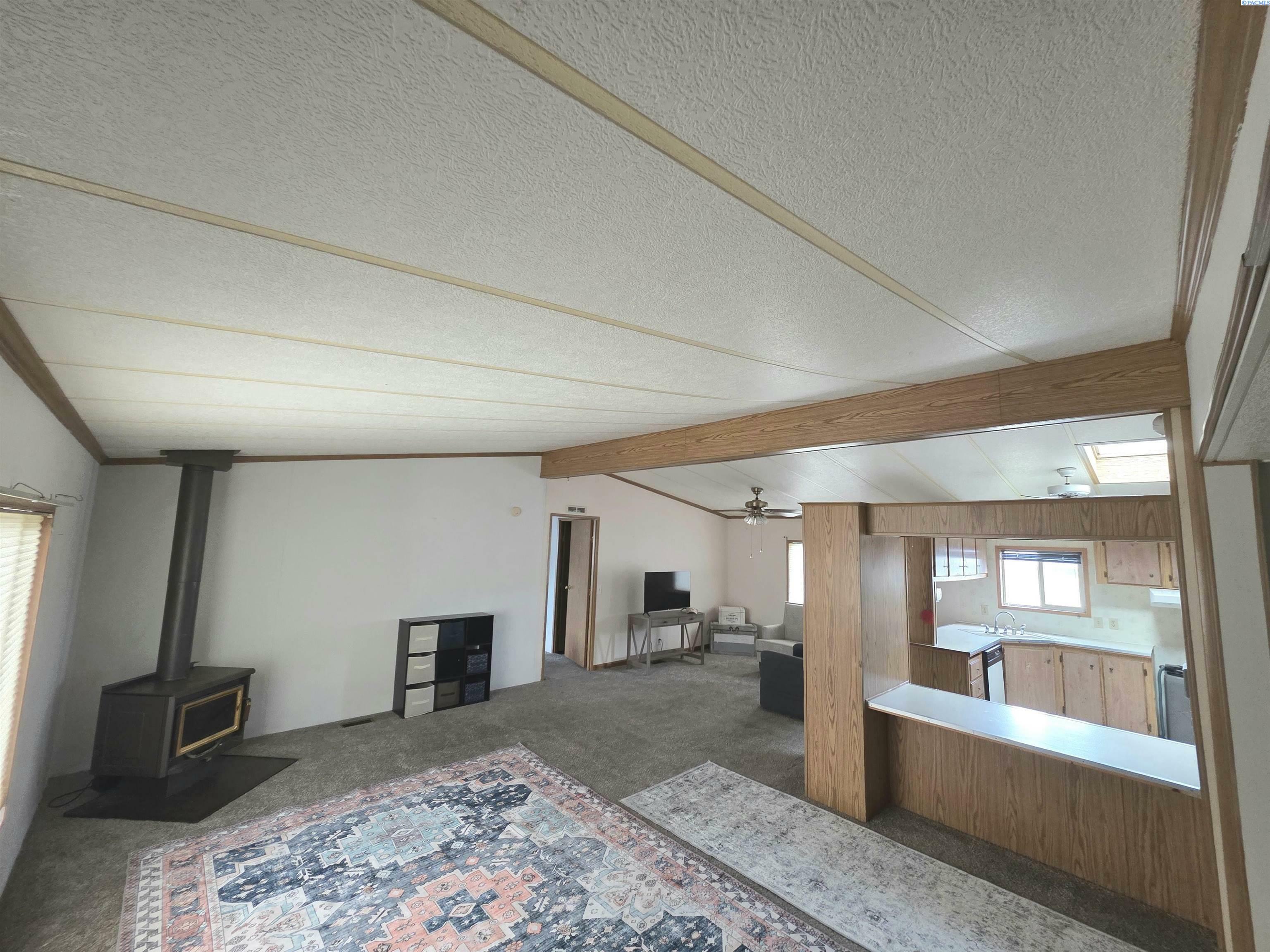 Property Photo: 175 Bitterroot Drive WA 99352