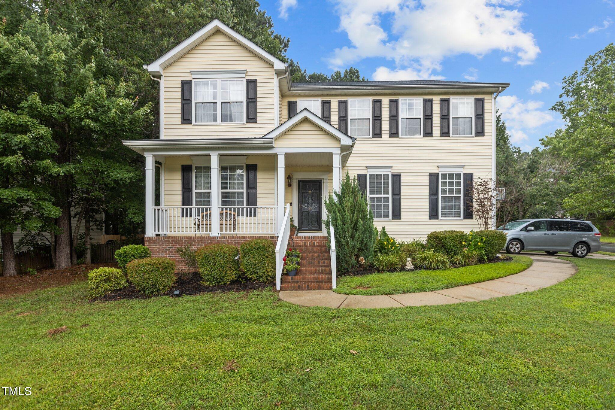 Property Photo: 136 Garden Retreat Drive NC 27529
