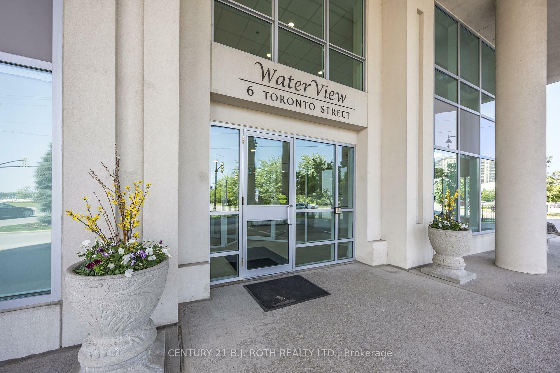 Property Photo: 6 Toronto Street 803 ON L4N 9R2