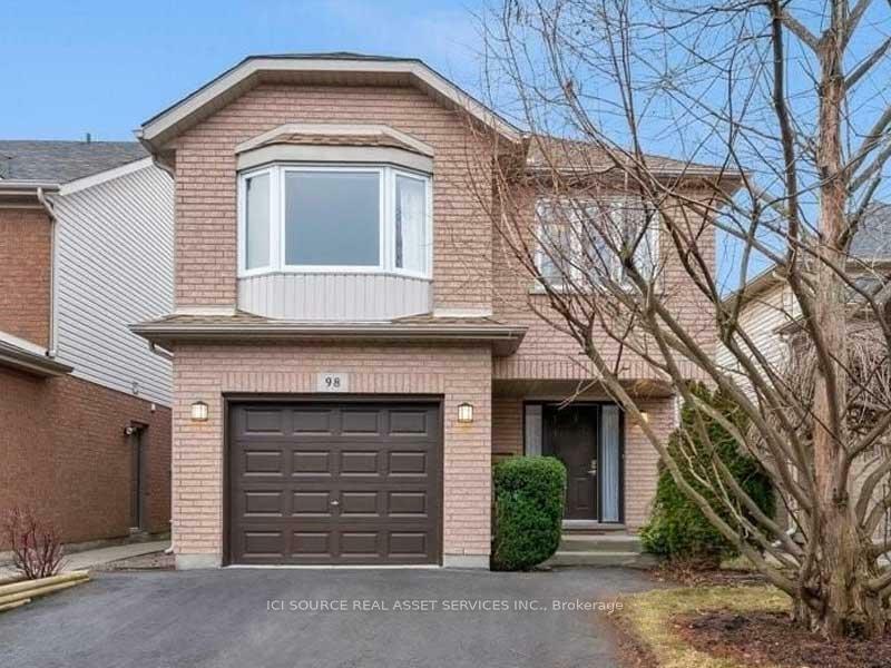 Property Photo: 98 Summers Drive ON L2V 5B1
