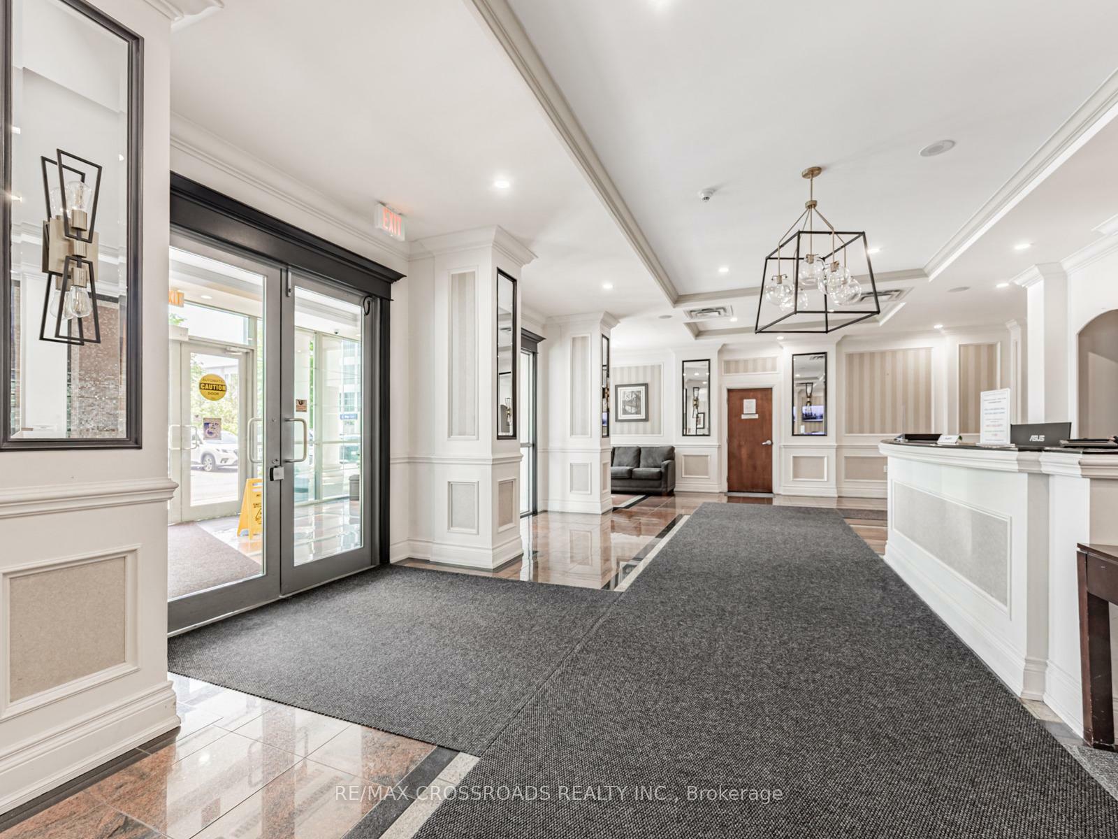 Property Photo: 6 Rosebank Drive Ph G ON M1B 0A1