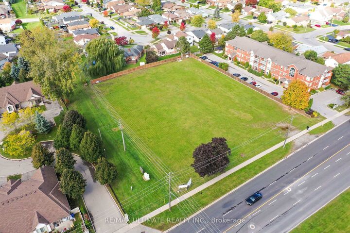 Property Photo: 4257 Montrose Road 3 ON L2H 1K1