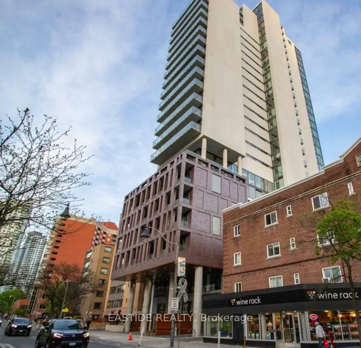 Property Photo: 81 Wellesley Street E 2602 ON M4Y 0C5