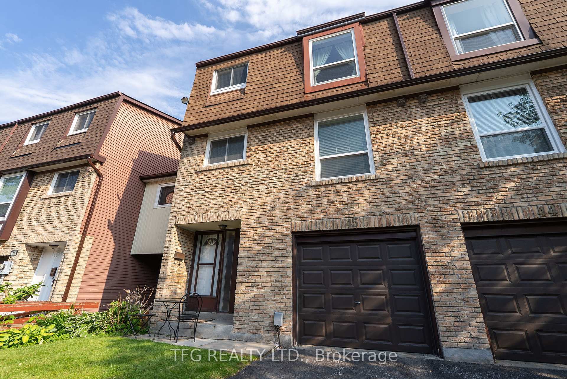 Property Photo: 222 Pearson Street 45 ON L1G 7C6