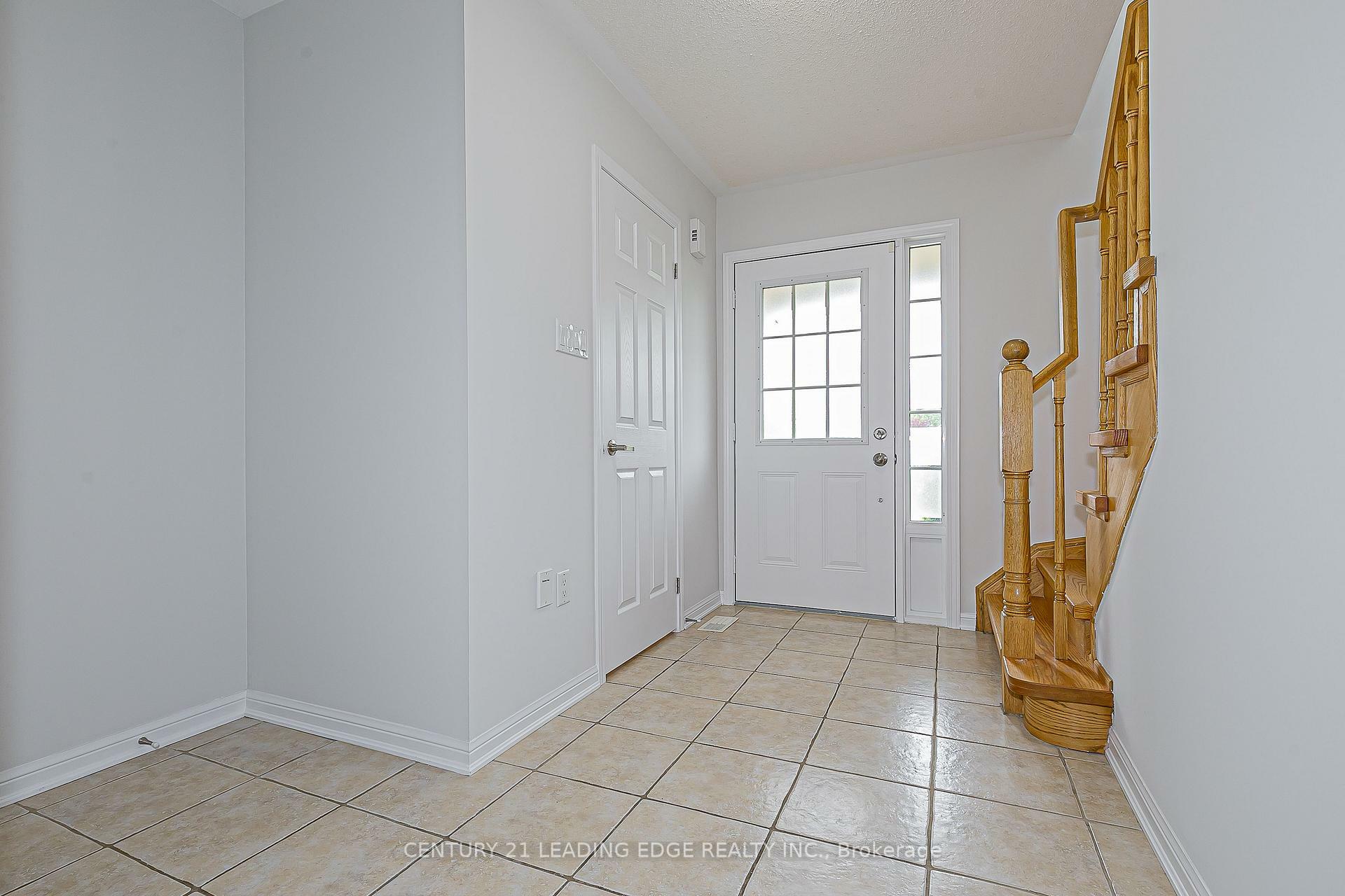 Property Photo: 30 Kartok Avenue ON L4A 0R2