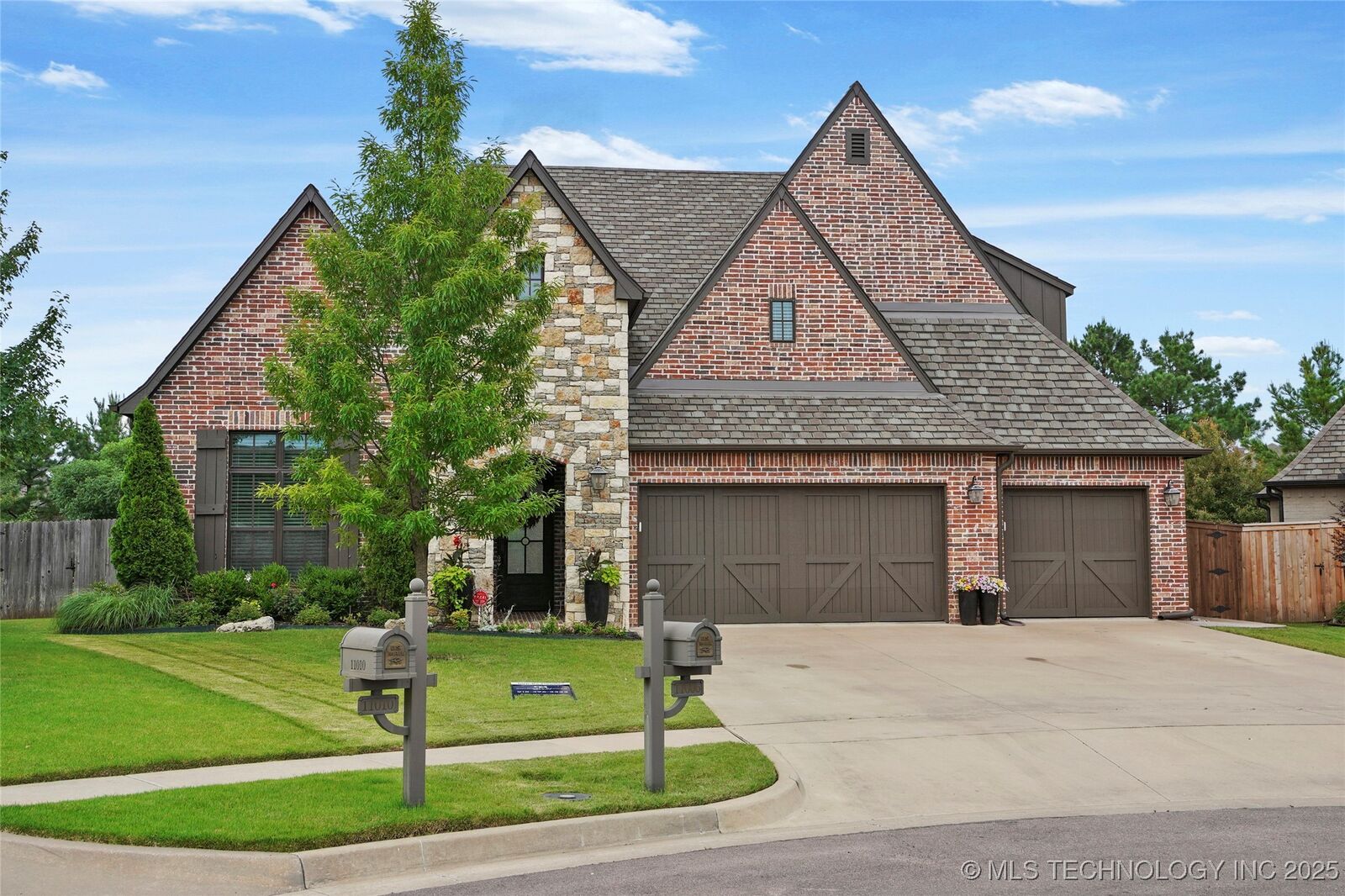 Property Photo:  11006 S Kennedy Street  OK 74037 