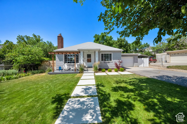Property Photo: 2587 Barbey Dr UT 84109