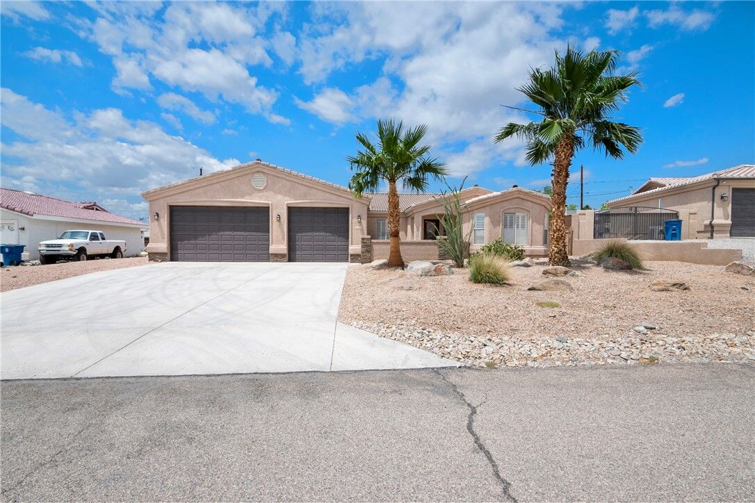 Property Photo:  1681 Cardinal Drive  AZ 86403 