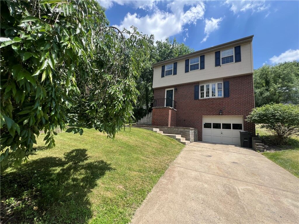 Property Photo:  742 King Street  PA 15132 