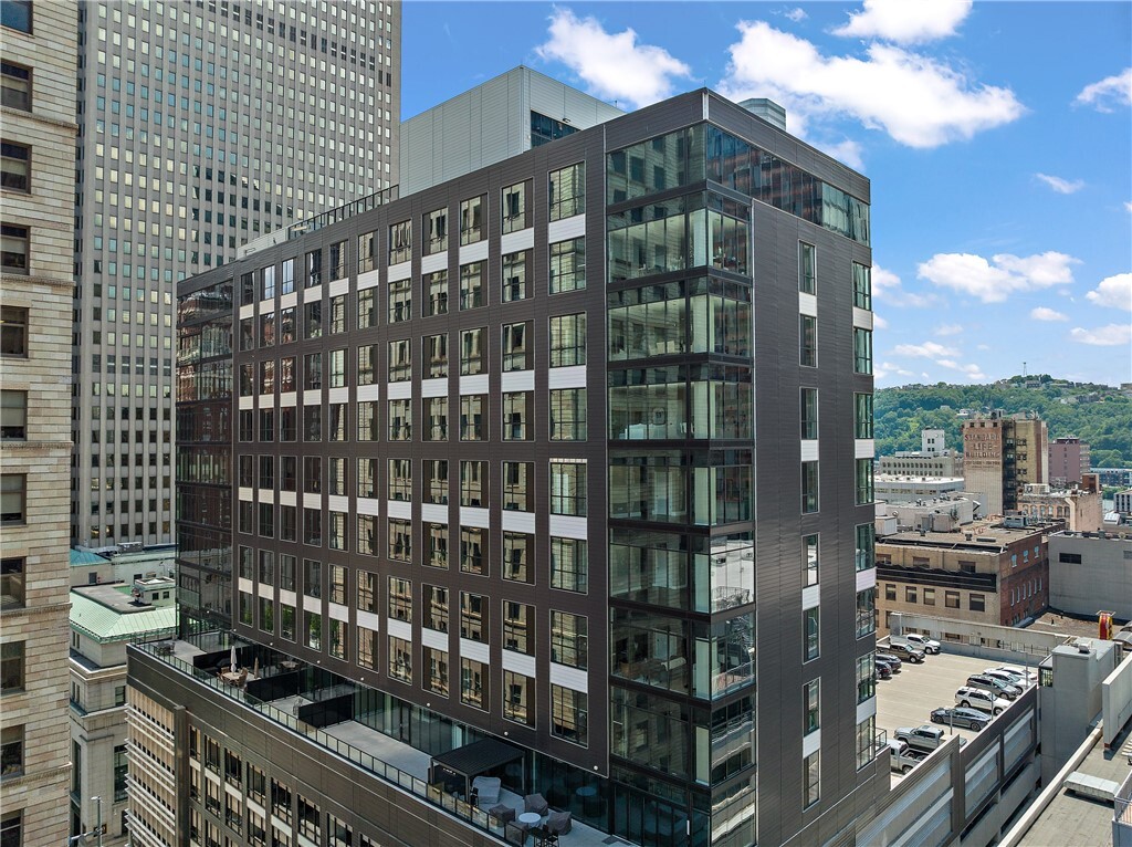 Property Photo: 350 Oliver Ave 1102 PA 15222