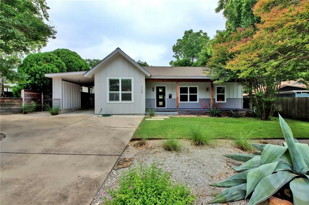 Property Photo: 1708 Ullrich Avenue TX 78756