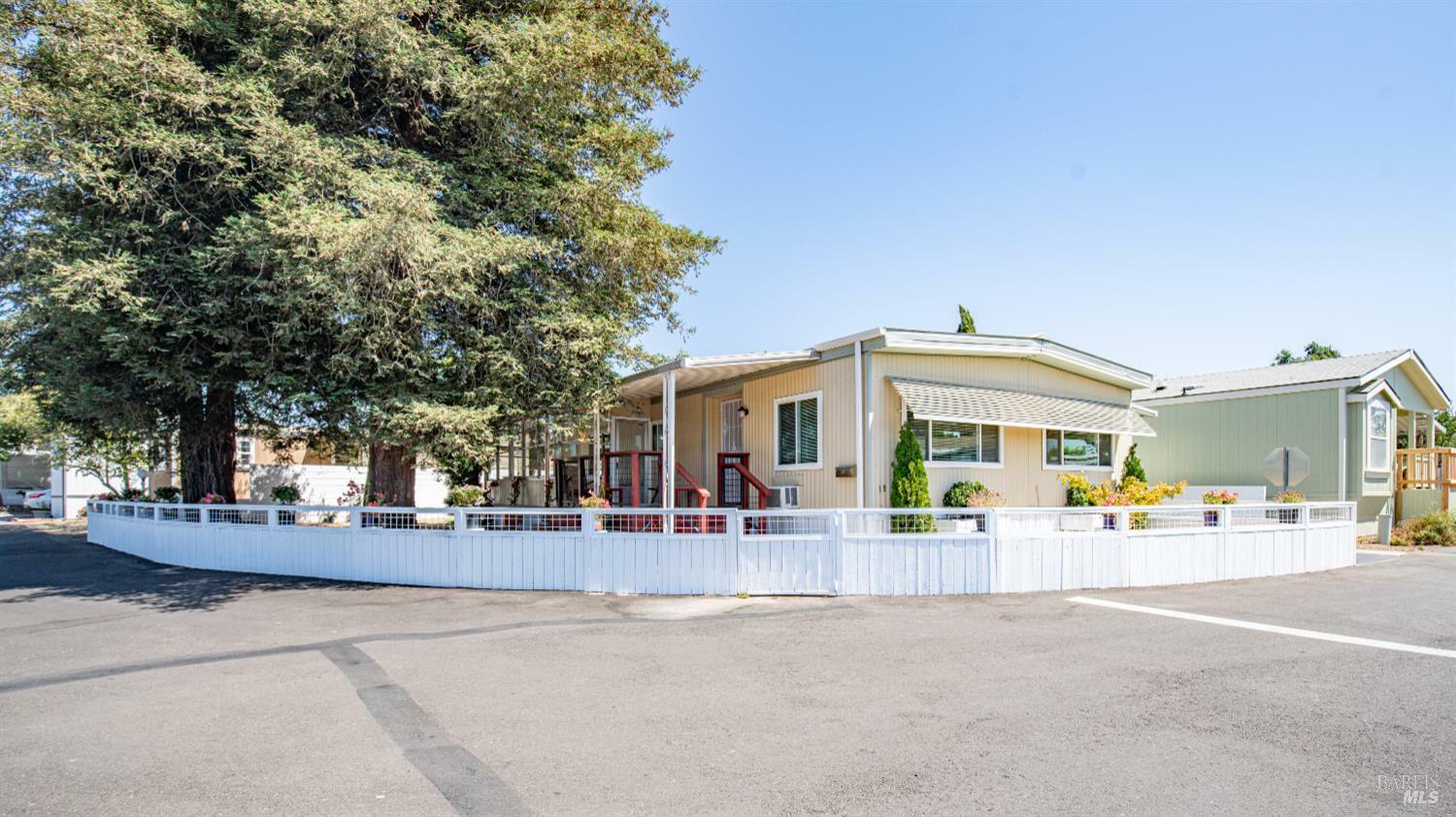 Property Photo: 19 Newell Circle CA 94558