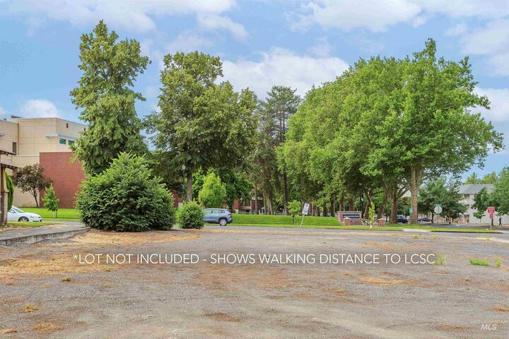 Property Photo: 408 6th Avenue ID 83501