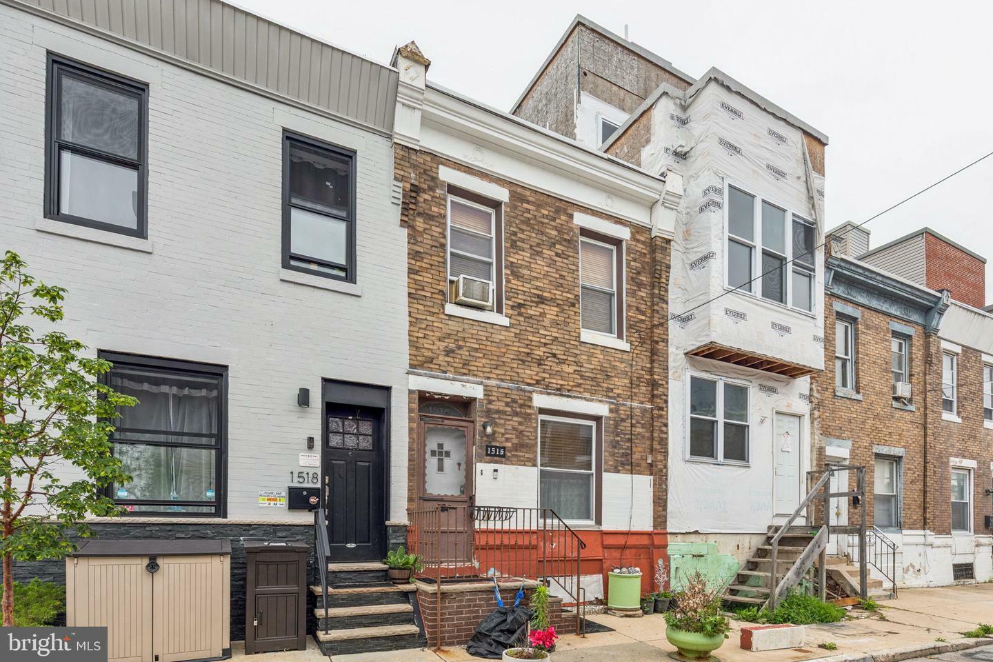 Property Photo: 1516 S Ringgold Street PA 19146