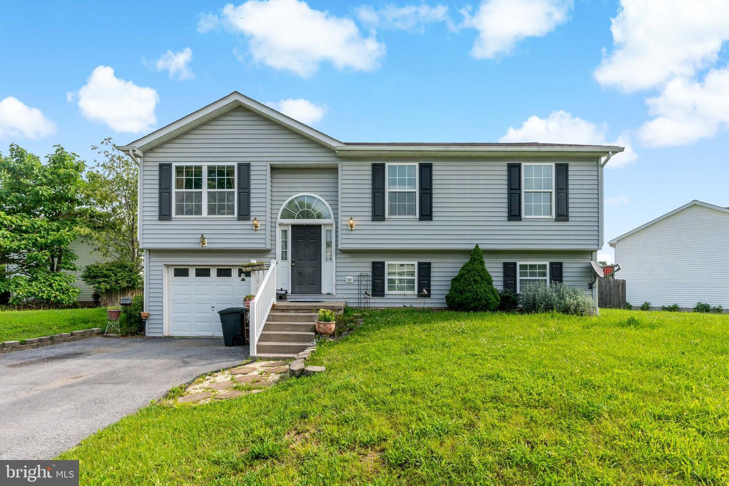 Property Photo: 292 Thoreau Drive WV 25428