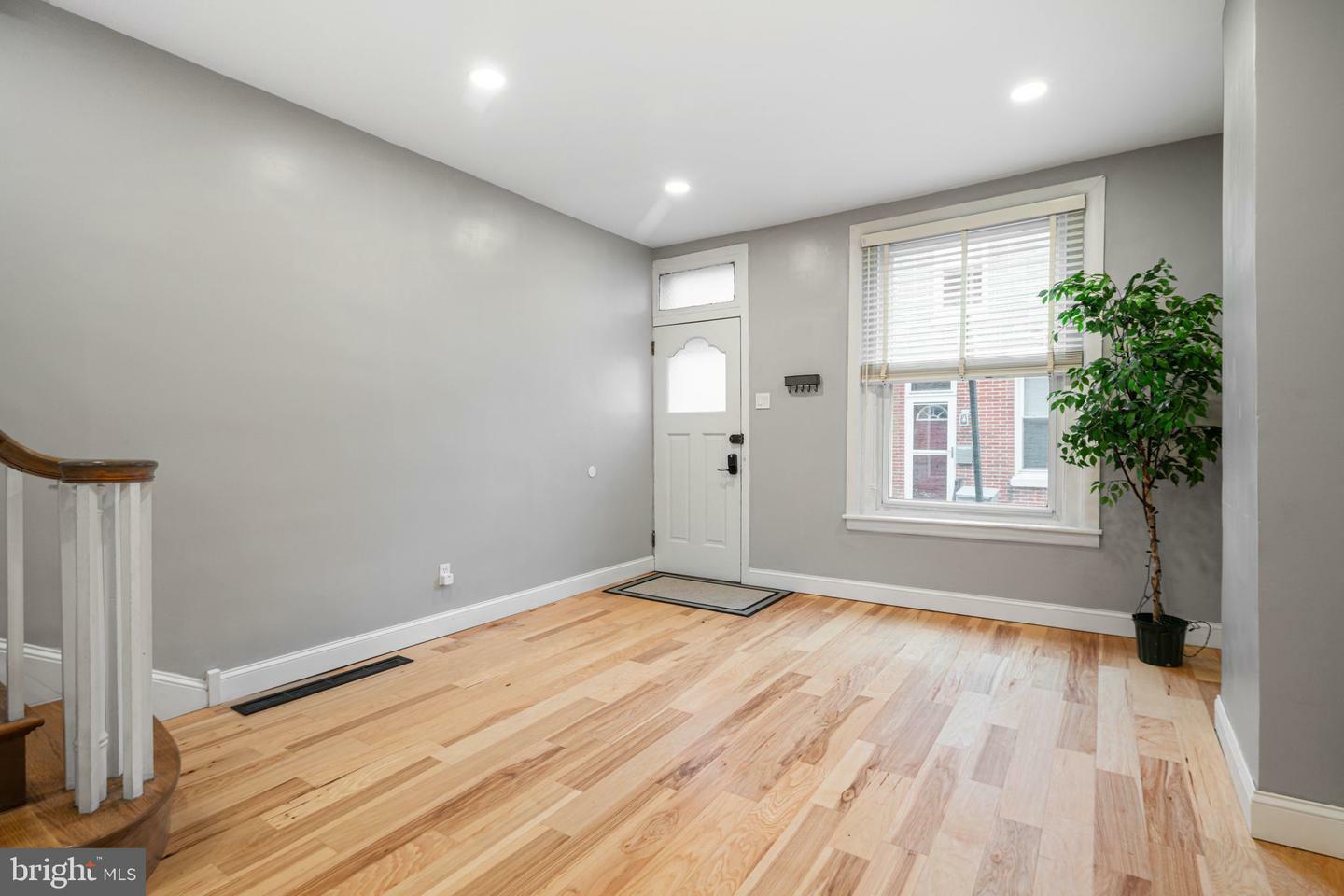 Property Photo: 2729 Reno Street PA 19130