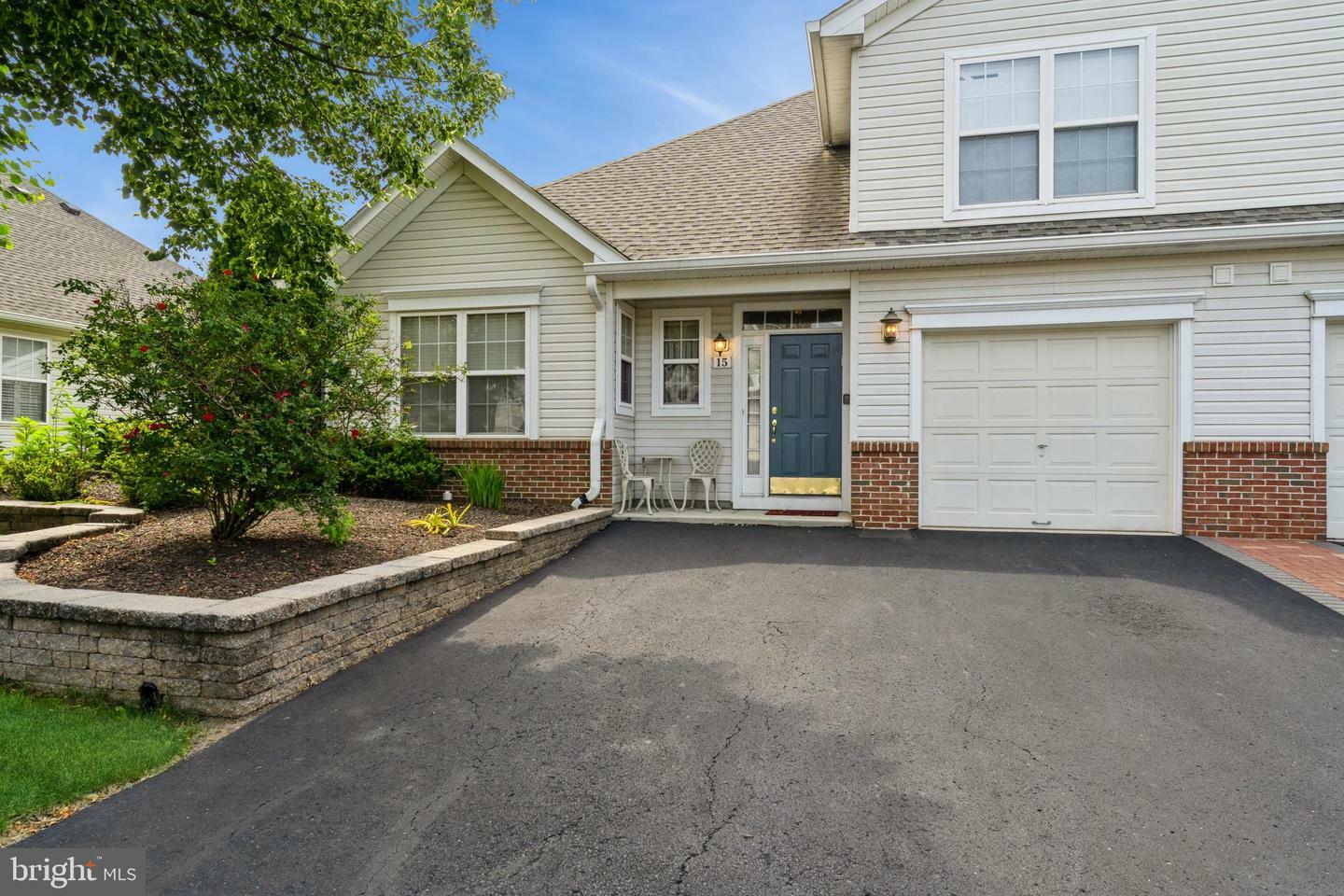 15 Lady Slipper Lane  Langhorne PA 19047 photo