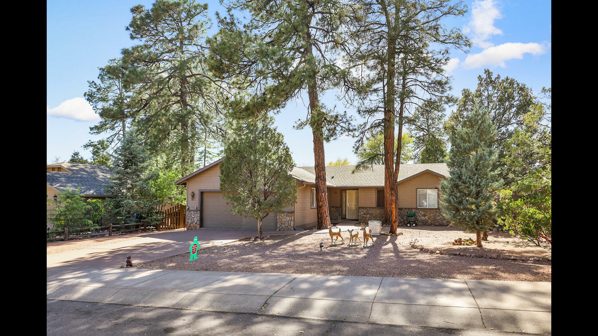 Property Photo:  510 N Oak Ridge Road  AZ 85541 
