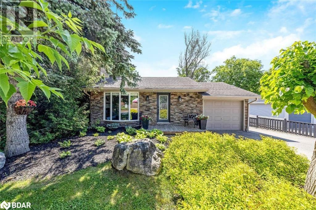 Property Photo:  3 Lorne Street  ON N0B 1T0 