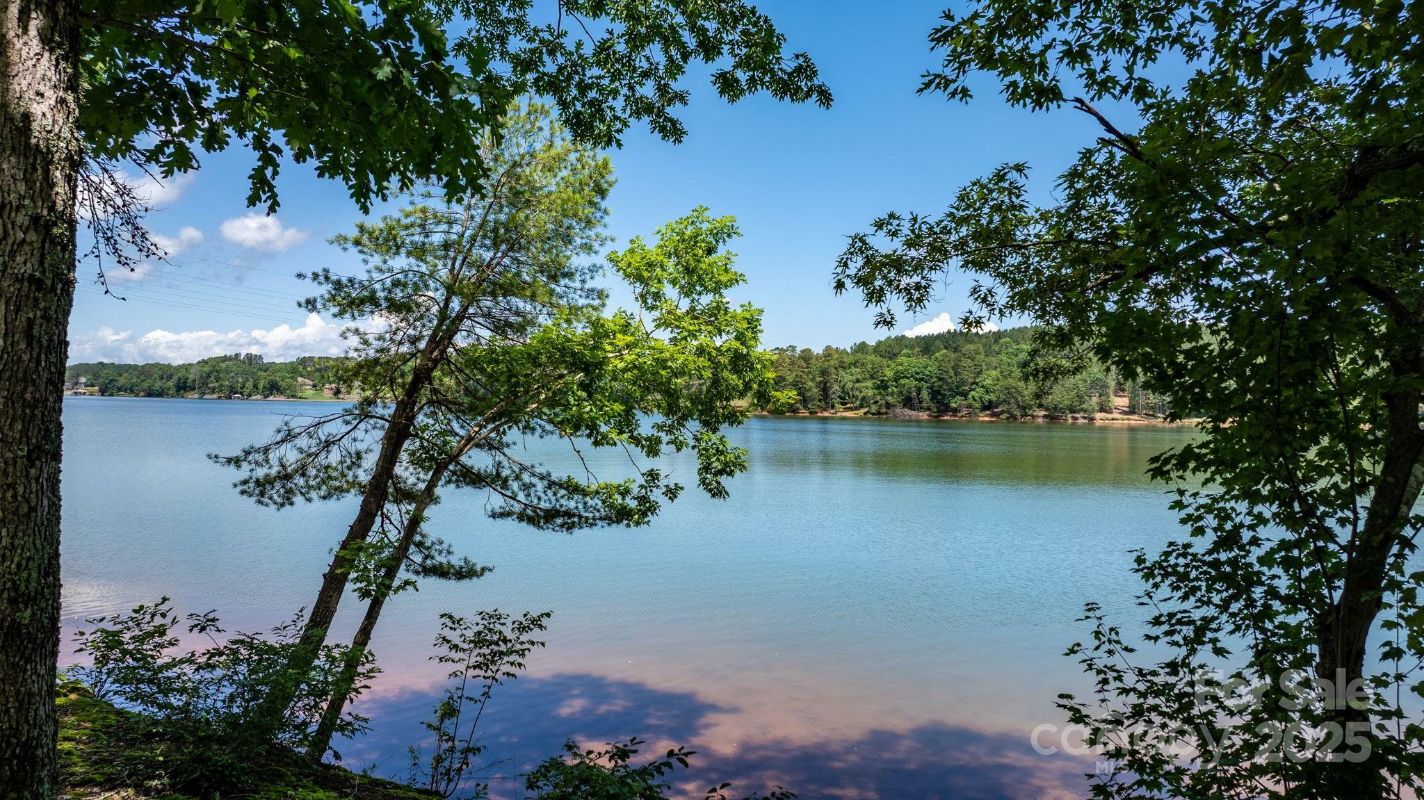 Property Photo: 3085 Jumping Run 101 NC 28612