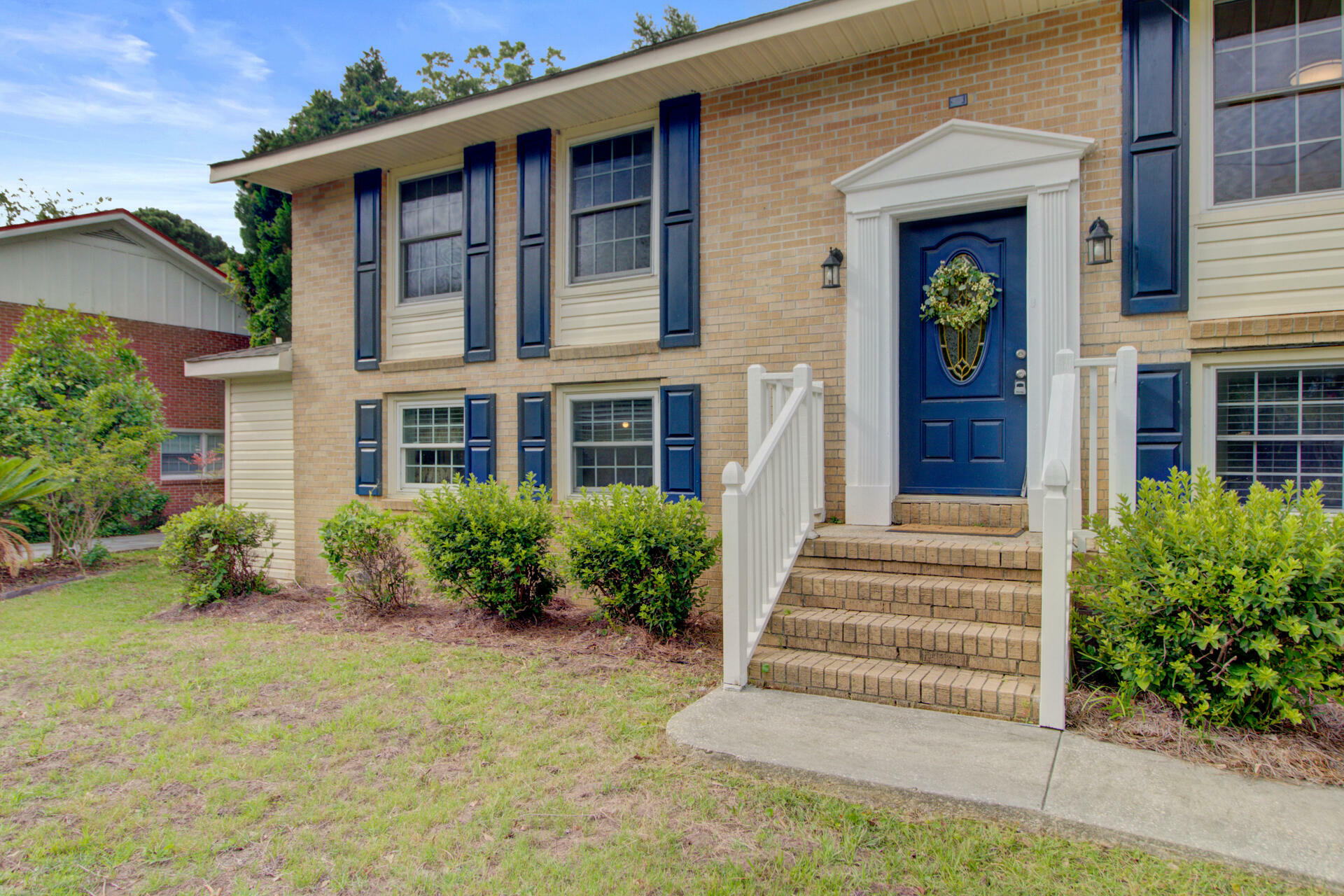 Property Photo: 1525 Westmoreland Avenue SC 29412