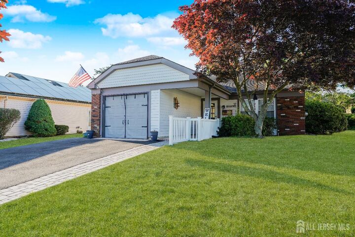 Property Photo:  37 Westgate Place  NJ 08759 