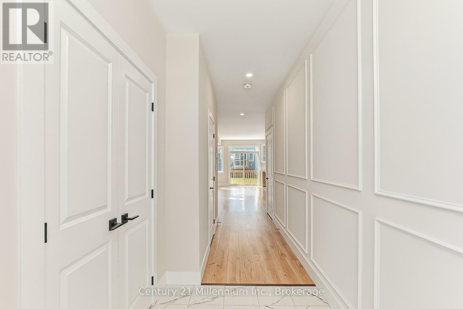 Property Photo: 153 Courtland Street ON L9Y 0Y5